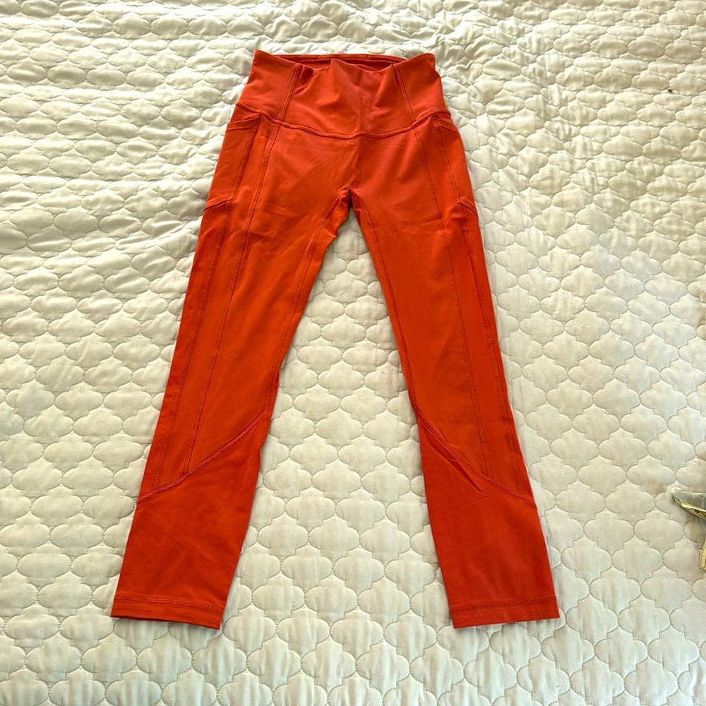 Lululemon All the Right Places 23”